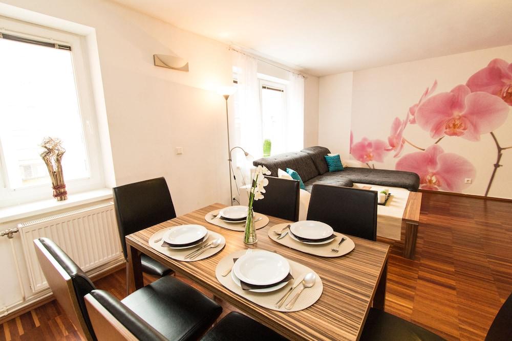 Royal Living Apartments Viena Exterior foto