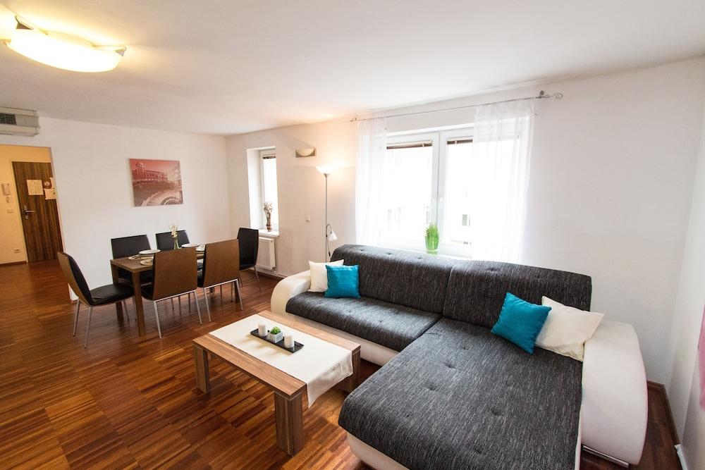 Royal Living Apartments Viena Exterior foto